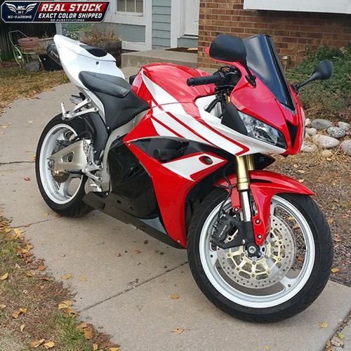 Red white black injection - red,