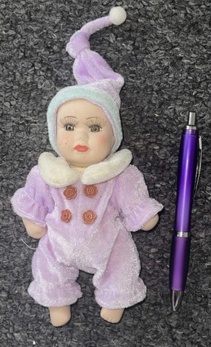 Small purple doll - small,