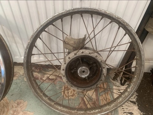 Suzuki gp100 front wheel - gp100,