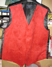 NEW LLOYD ATTREE & SMITH FAUX SUEDE WAISTCOAT COLOUR BRIGHT RED SIZE XL