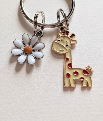 Adorable cute giraffe daisy - &,