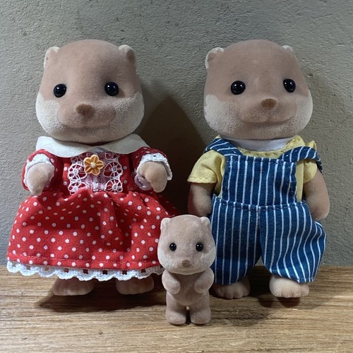 Sylvanian families splashy - families,