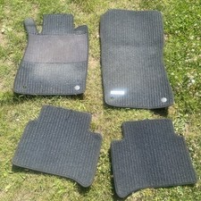 Mercedes W211/S211 black ribbed floor mats