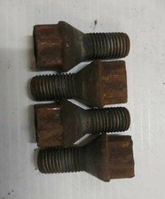 Wheel Nuts Bolts 17mm set of 4 Toyota Aygo 2012 1 Litre Petrol