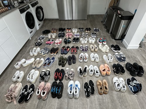 Pair used shoes trainers - 60,