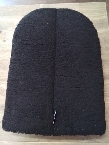Black pfiff fleece seat saver - black,