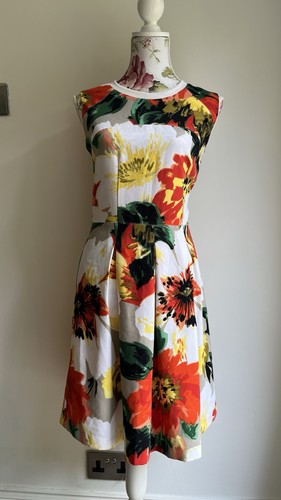 Next floral fit and - , flare