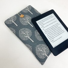 Handmade kindle sleeve, Grey Mulberry Tree Book Sleeve, Padded Kindle Protector.