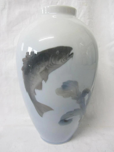 Lovely royal copenhagen vase - royal,