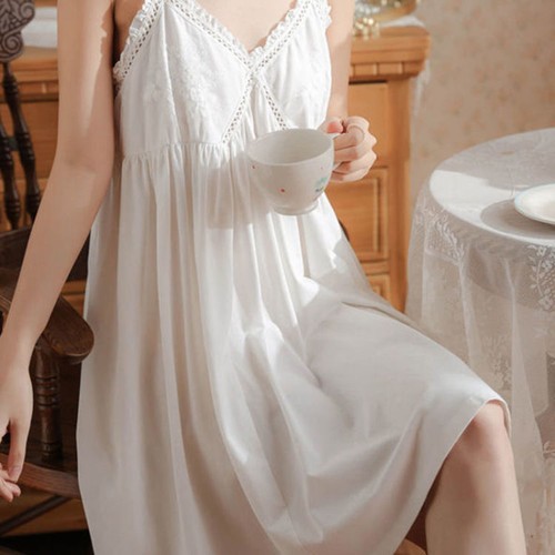 Women milk silk - milk,