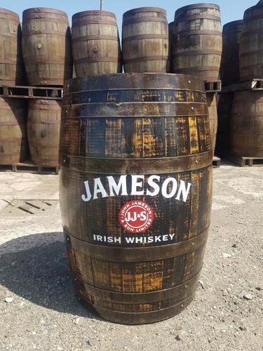 Varnished oak whiskey barrel - whiskey,
