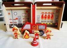 Little Town Wooden Carry Along Fire Station + Fire Engine + Figures Play Set 3+