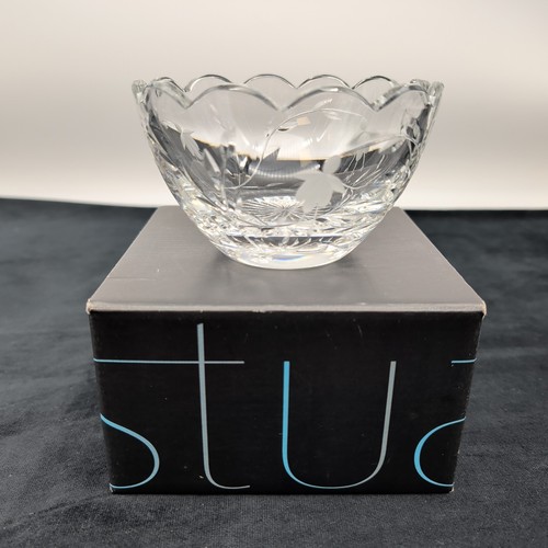 Stuart crystal cascade petal - cascade,