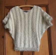APRICOT.  GORGEOUS SEQUINED FLUFFY KNIT SHORT SLEEVE PARTY SWEATER. SIZE XS