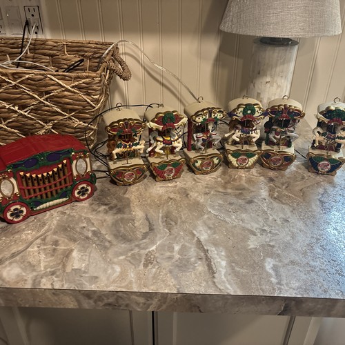 Christmas holiday carousel - mr,