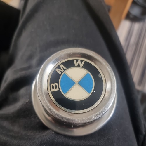Bmw e30 hub - cover, genuine