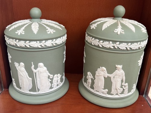 Pair wedgwood jasperware - pair,
