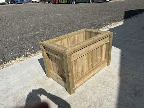 Large garden planter - large,