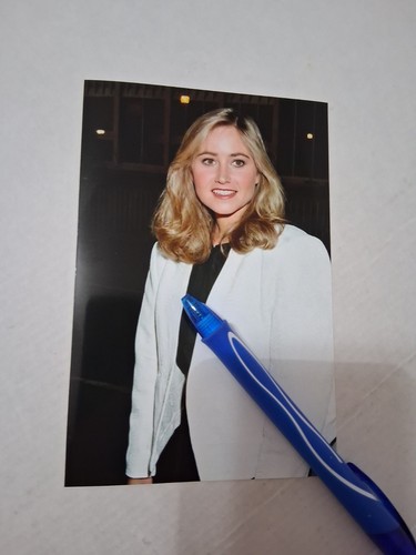 Maureen mccormick looking - maureen,