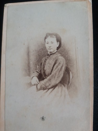 Cdv woman godding of - by,