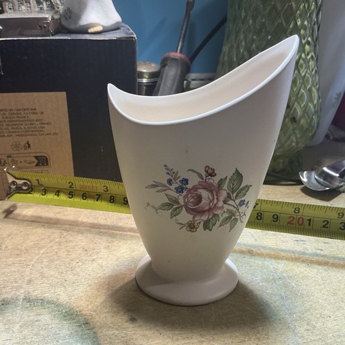 Axe vale pottery - pottery, devon