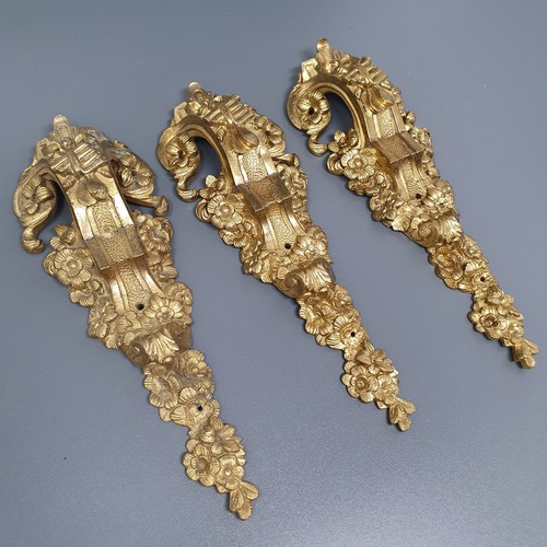 Set gilt bronze brass - of, 3