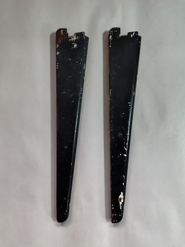 Vintage spur shelving - x2,