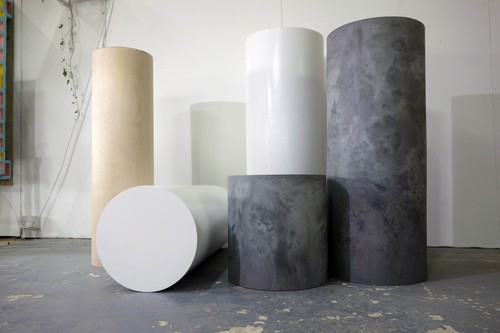 Cylindrical plinth to - plinth, up