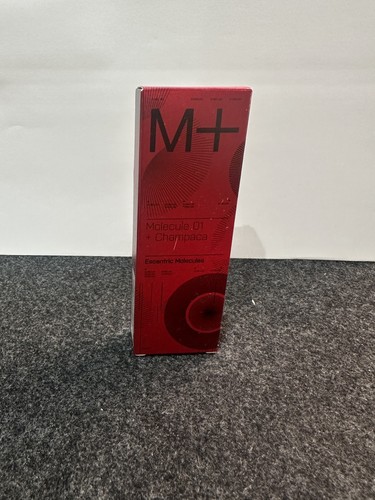 Molecule champaca - +,