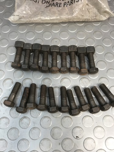 Manitou telehandler bolts - bolts, x