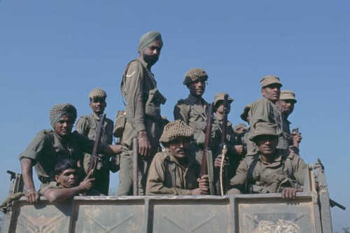 Indian army troops - indian, advancing