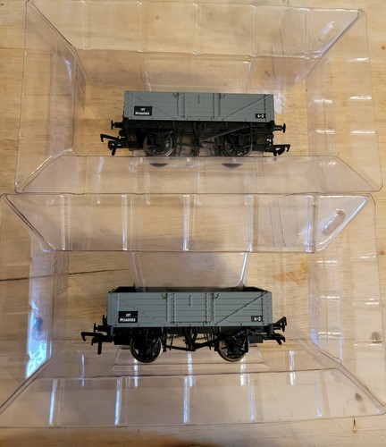 Bachmann plank wagons - bachmann,