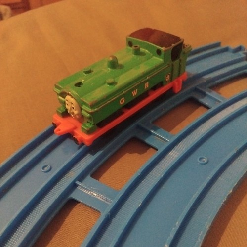 Thomas the tank engine - thomas,