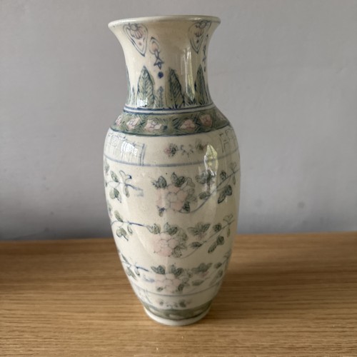 Oriental vase ceramic 21cm