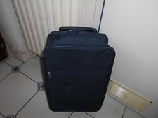 2 WHEEL TROLLEY CASE 19 HIGH X 13 WIDE X 6 DEEP (INCHES)