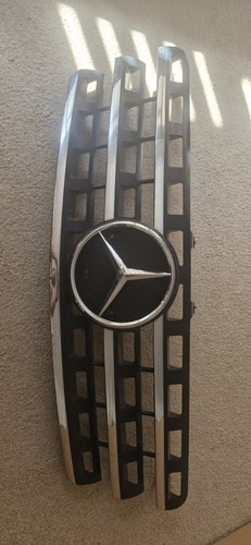 Mercedes grill - mercedes, ml