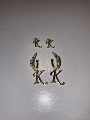 Set gold tone initial k - of,