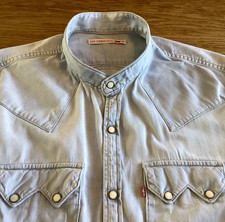 MENS VINTAGE SAWTOOTH DENIM GRANDAD SHIRT BY LEVIS      18.5.   COLLAR.  SIZE XL