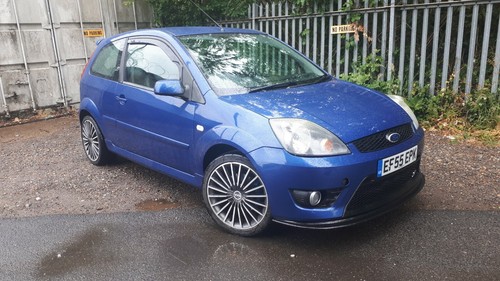 Ford fiesta 150 - st,