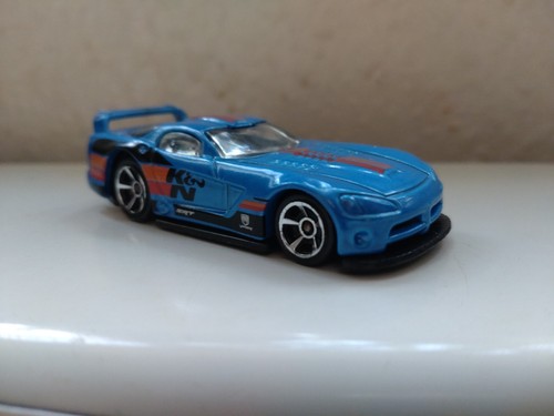 Hot wheels dodge viper - hot, gts-r