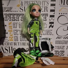 Rainbow High Doll Jade Hunter Winter Break 