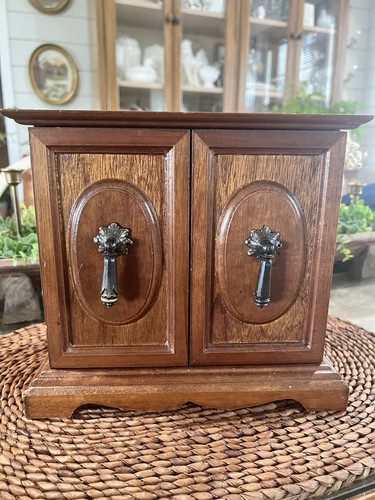 Vintage wooden jewelry - jewelry, box