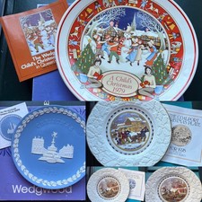 vintage Christmas plates