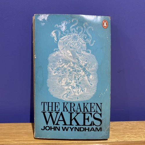 The kraken wakes paperback - the,
