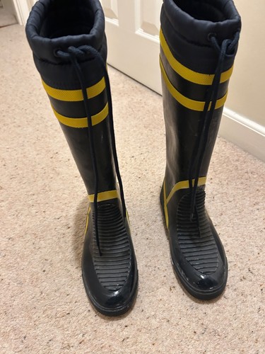 Ladies size quayside knee - ladies,