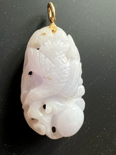 18gr VTG Chinese Solid 10k Clasp Carved Lavender Jade Bird Gourd Figure Pendant