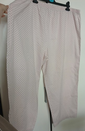 Shapely figures light pink - figures,