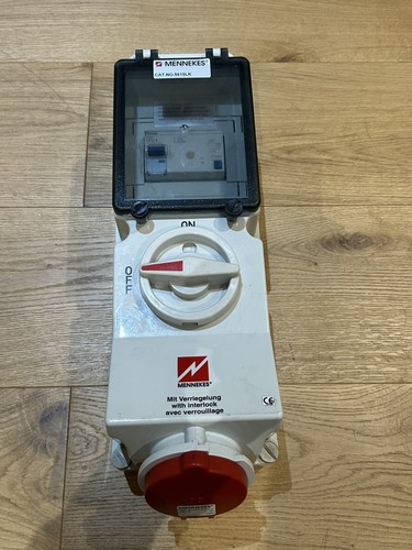 Mennekes amp 415v - 16,