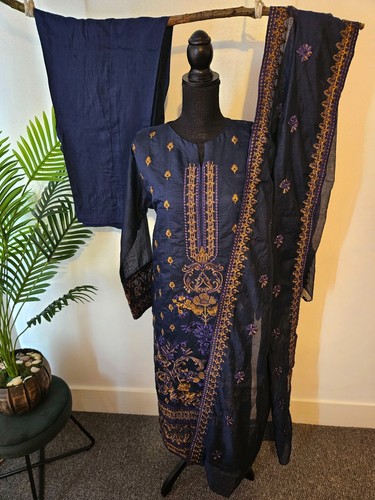 Asian pakistani indian - asian, dress