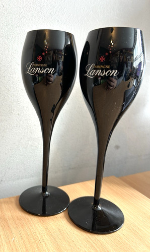Rare black glass - rare, champagne